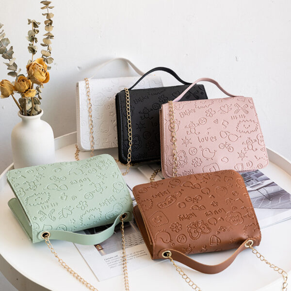 Women's Embossed Chain Crossbody Handbag