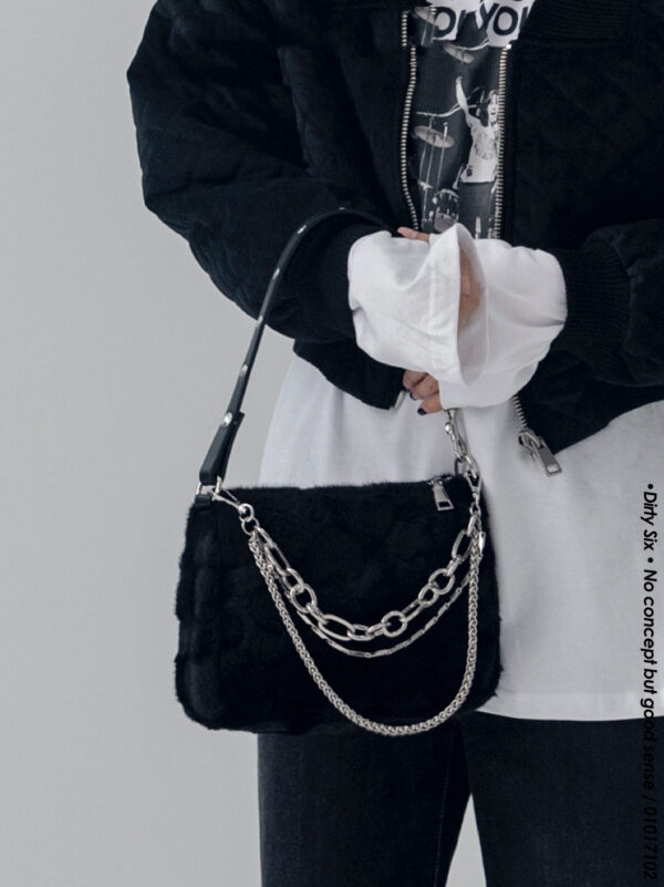 Alley Mouth Hot Girl Into The Soft Love Plush Bag Shoulder Messenger Bag