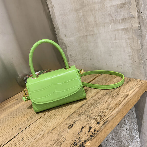 Temperament Crocodile Pattern One-shoulder Messenger Small Square Bag