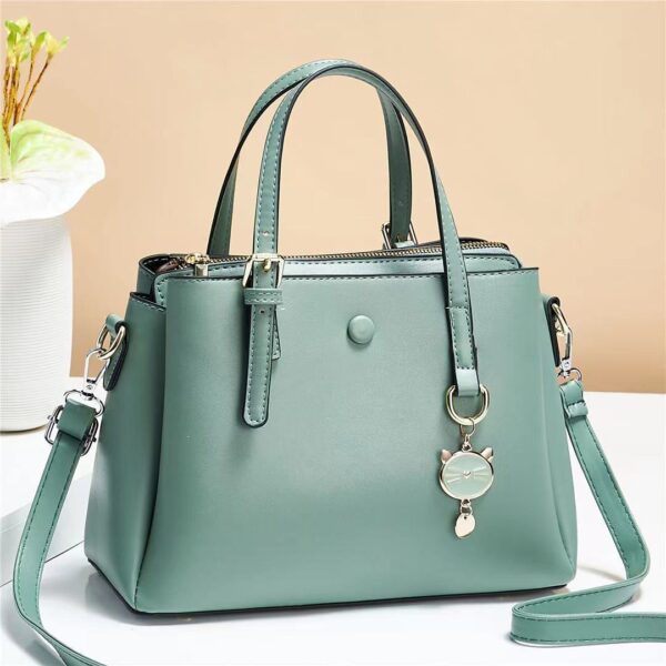 Trendy Fashion Large Capacity Handbag Women's Solid Color