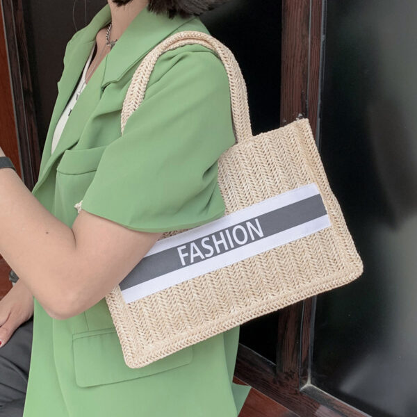 Fashionable One Shoulder Western Style Tote Bag