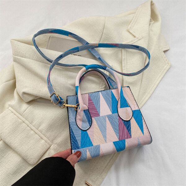 Popular Shoulder Oblique Contrast Color Fashion Handbag