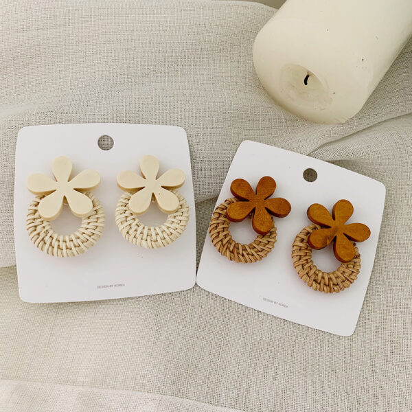 Rattan Flower Earrings Exaggerated Temperament Long Woven Earrings Earrings