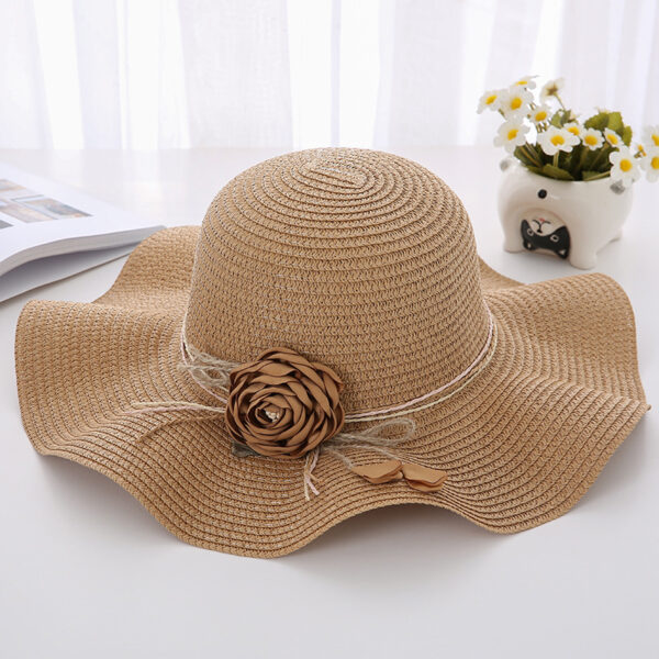 Women's Wavy Edge Big Brim Straw Hat Korean Travel