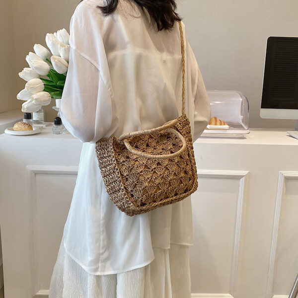 Casual Holiday Handbag Women's Hand-woven Shoulder Bag
